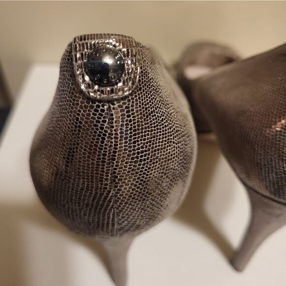 Michael Kors "York" Bronze Metallic Leather Peeptoe Platform Pumps Sz.8.5 $145 - Picture 5 of 9